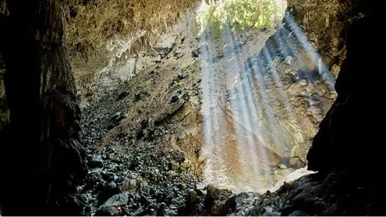 EXCURSÃO TRILHA PARA CAVERNA TEMIMINA NUCLEO CABLOCO - PETAR